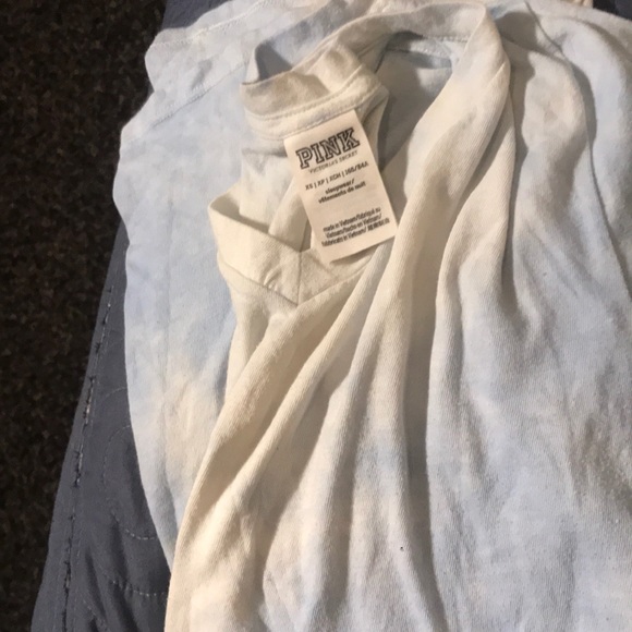 Tops - Picture 2 of 3